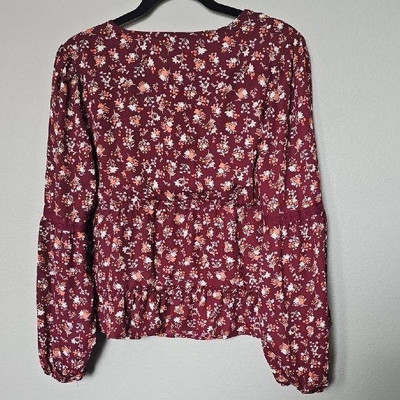 Planet Heart Romantic Date Night Floral Burgundy Peasant Top Medium - Picture 10 of 10